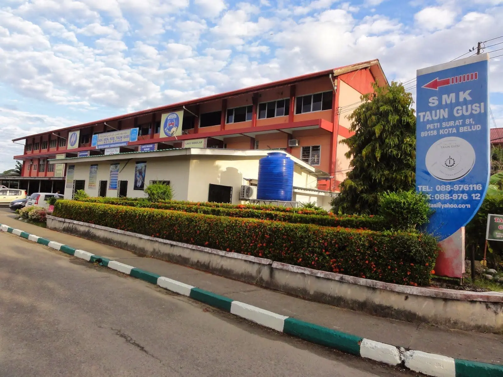 M'sian Student Sues Ex-Teacher For Being Absent For 7 Months, Wants Her Case To Be A 'Wake Up Call'