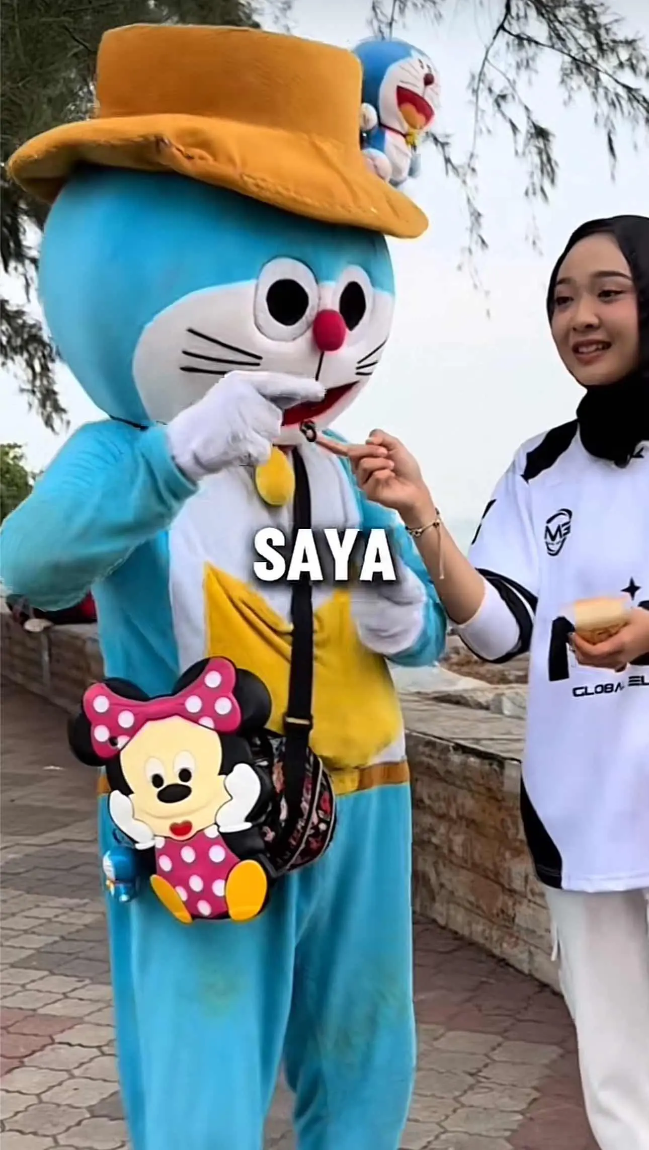 Abang Doraemon explaining his story