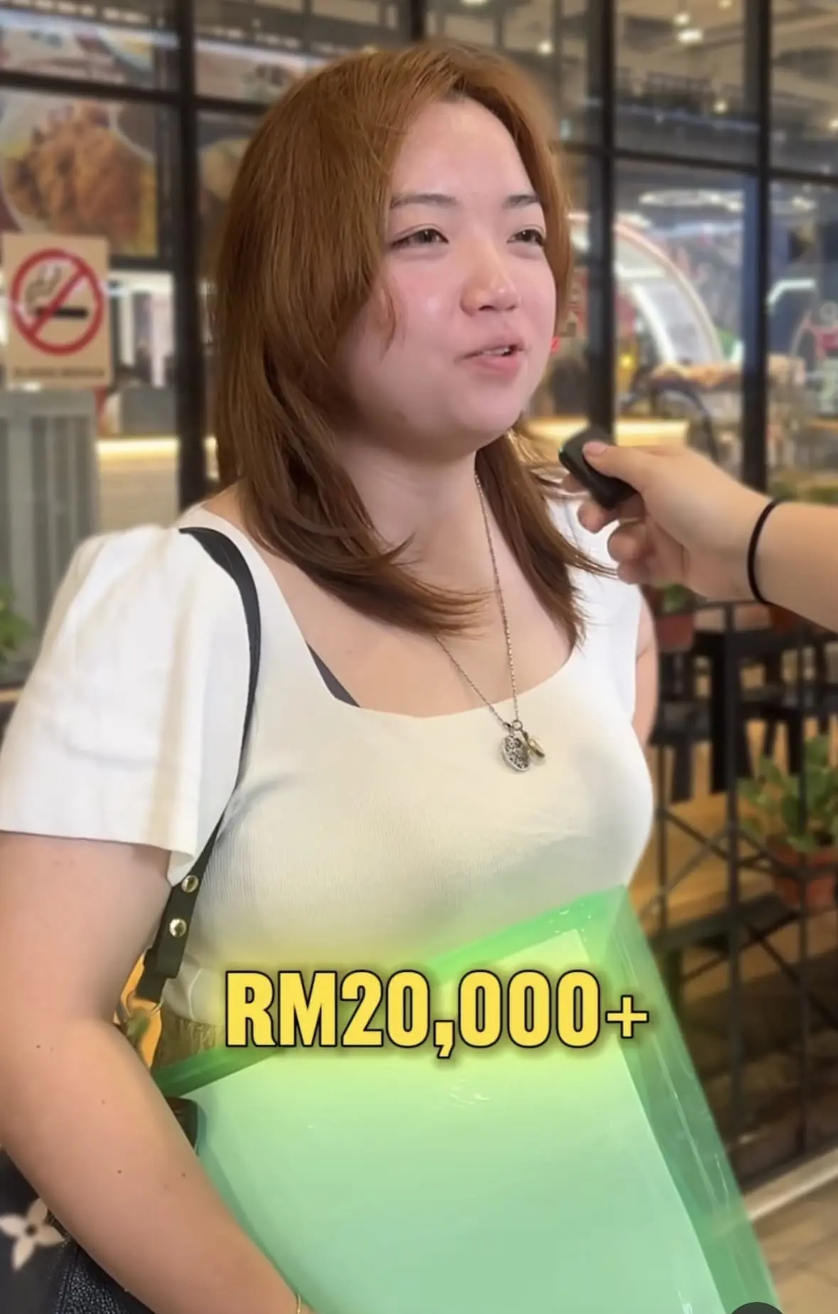 accountant earns rm20k as her salary in m'sia after 20 yrs