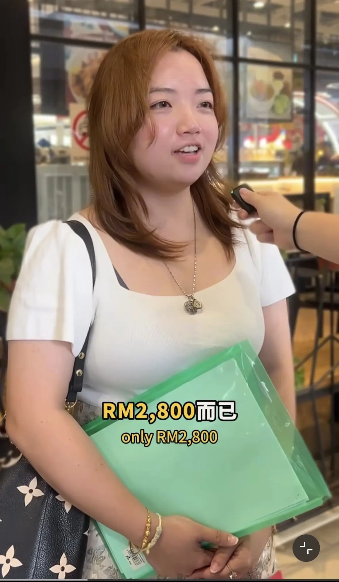 accountant earns rm2.8k as her first salary in m'sia