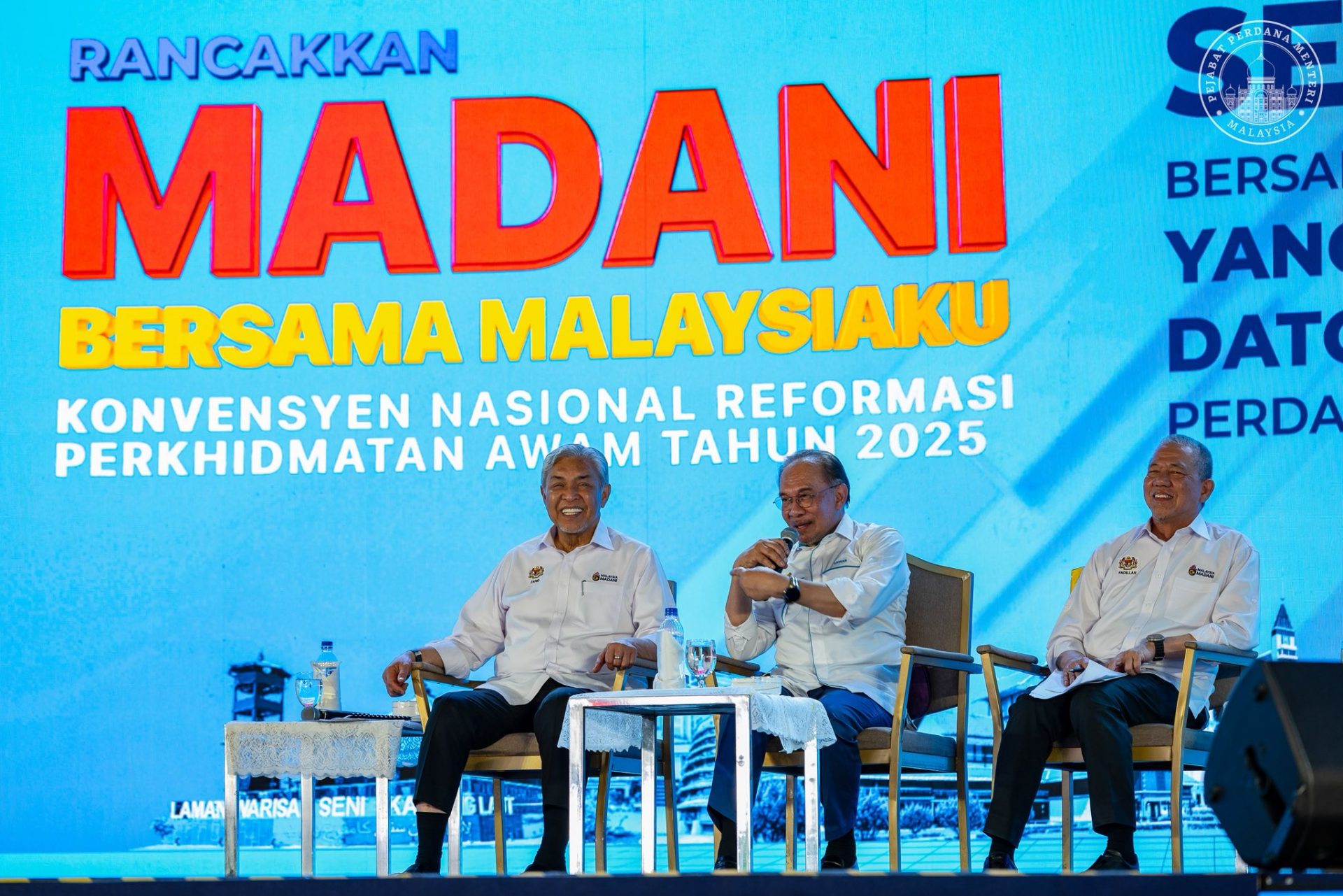 Anwar commenting on Cabinet's performance