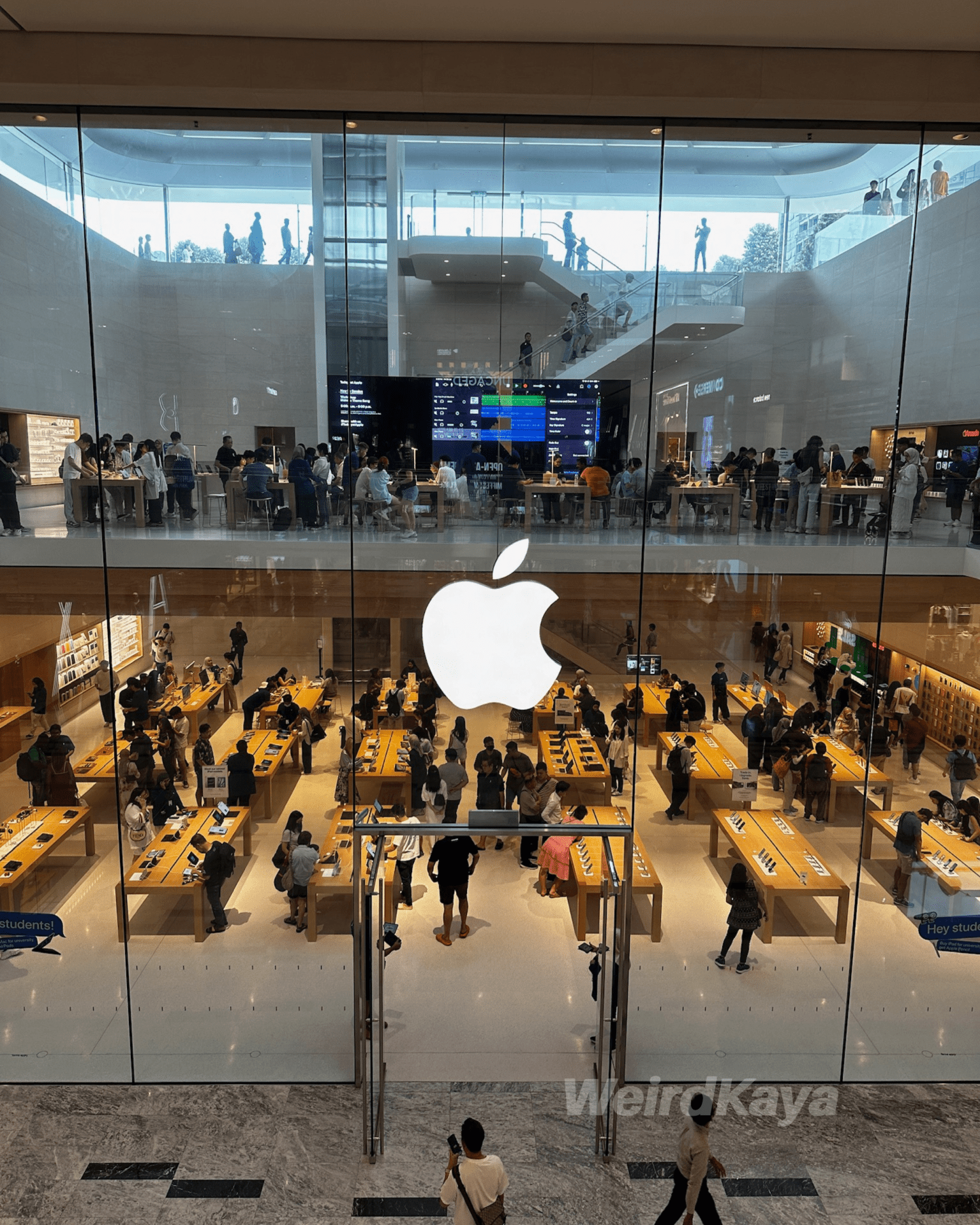 Apple Store-Malaysia-Official-TRX-Apple