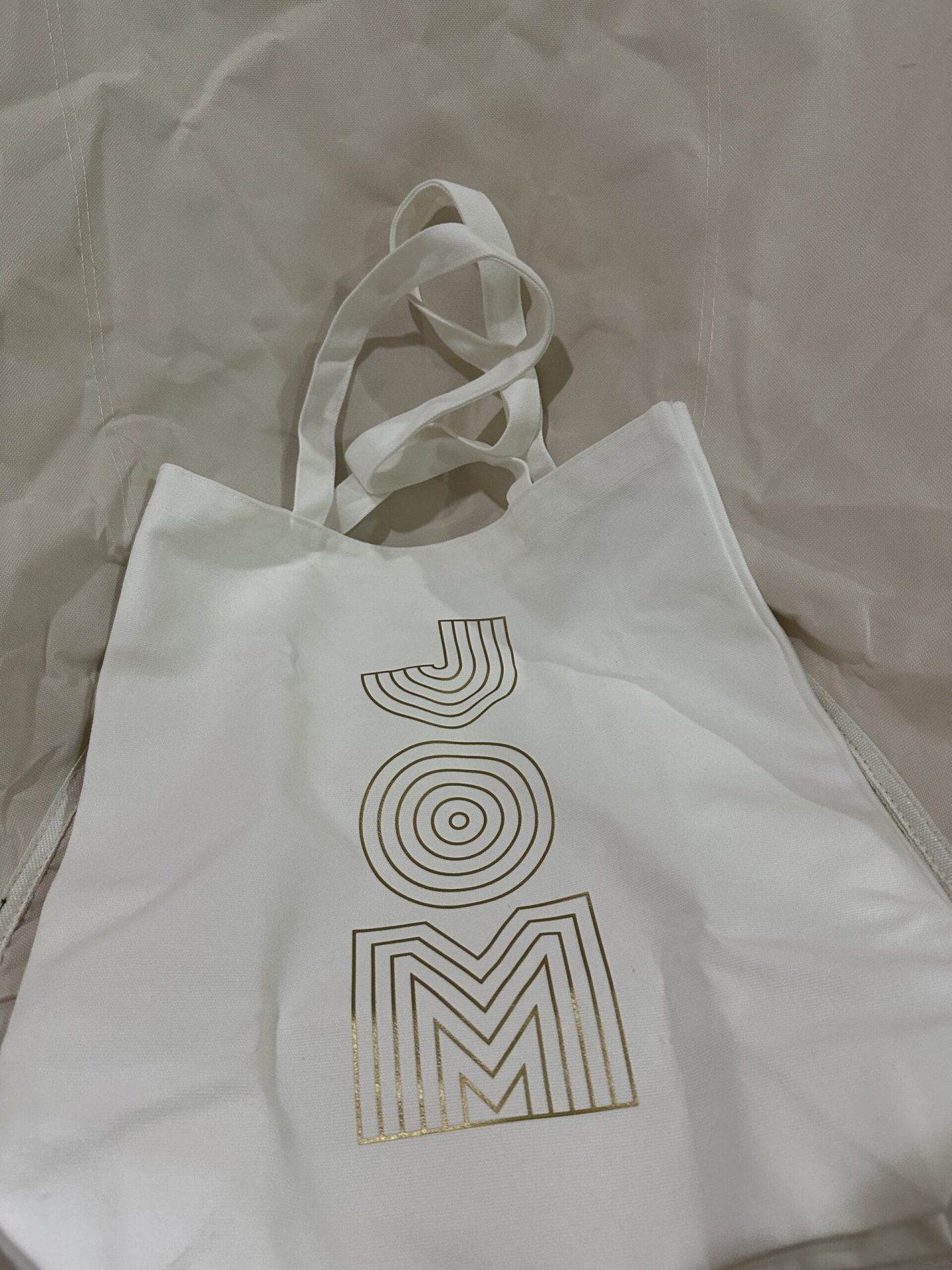 apple tote bag front view