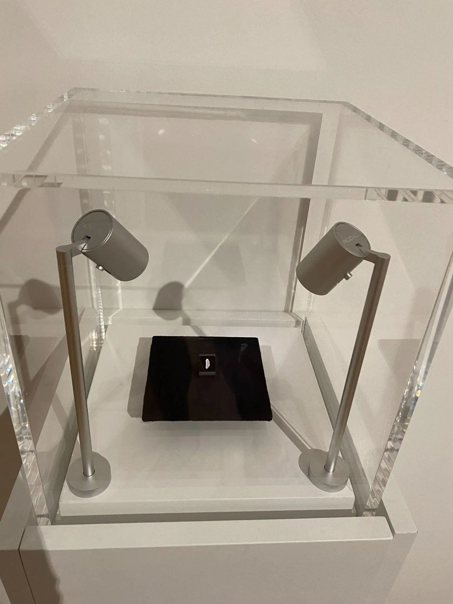 Artwork a grand of sand