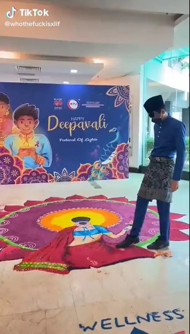 KPJ Klang Staff Caught Destroying 'Kholam'