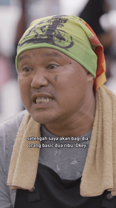 banana fritter owner offers rm2k salary for workers