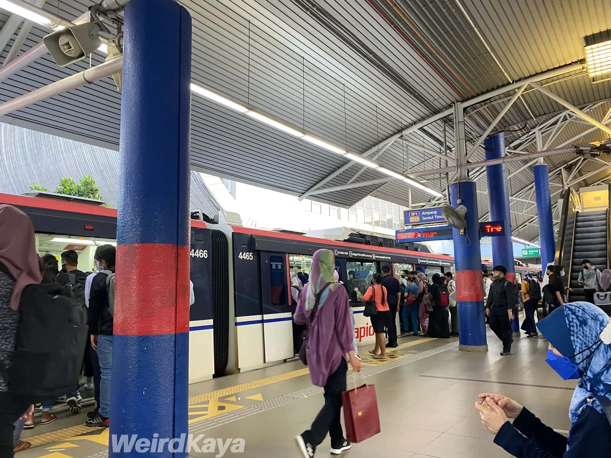 bandar tasik selatan LRT