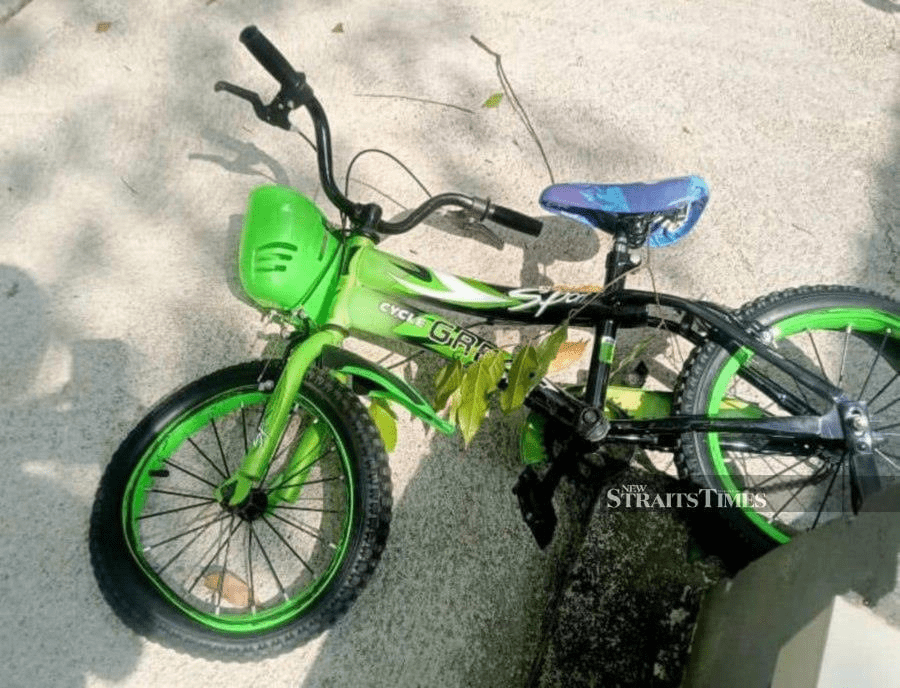 Bicycle thrown off 12th floor in Terengganu