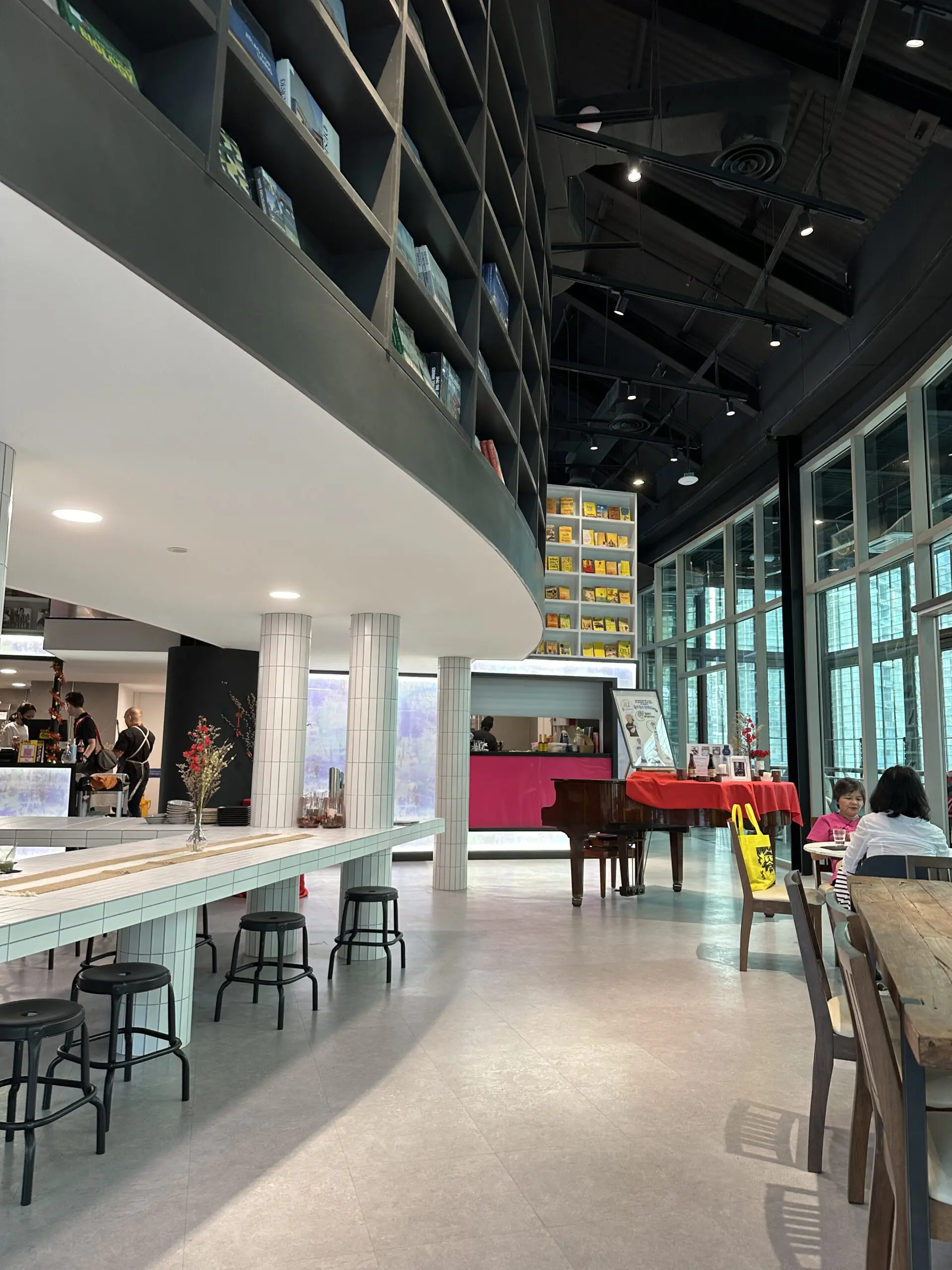 bookxcess midvalley the gardens mall kl 4