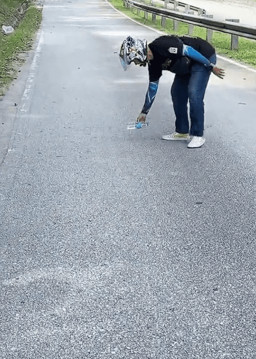 Bottle rolls uphill near genting Screenshot 2024-11-17 145501 (1)