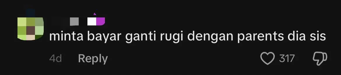 M'sian Boy Scratches Leather Shoes With His Nails & Damages It, Netizens Slam His Inattentive Parents comment 2