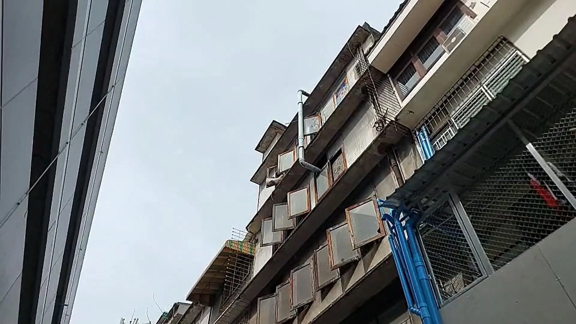 Buidling where Thai man sleepwalked to his death