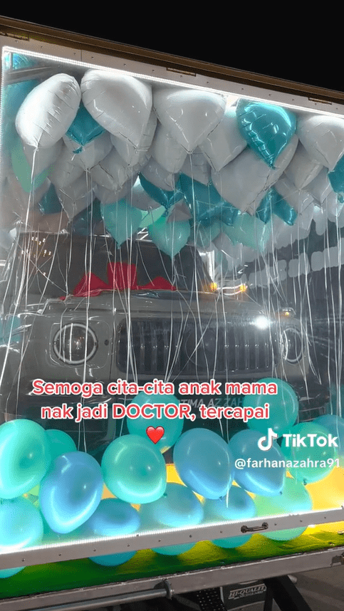 5yo M'sian Girl Recieves Mercedes G Wagon Worth RM1.7 Million For Her Birthday