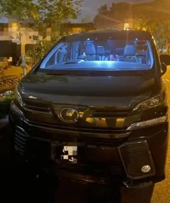 Car where a 2yo M'sian girl was left inside for 8 hours