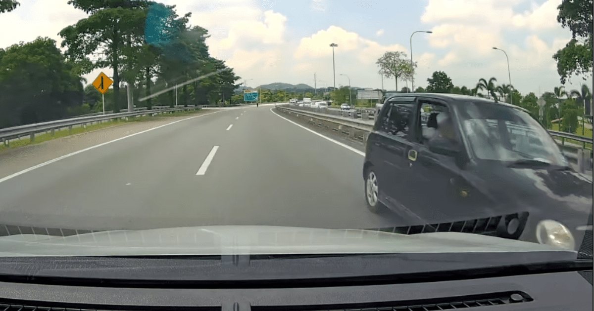 Car narrowly missed oncoming car