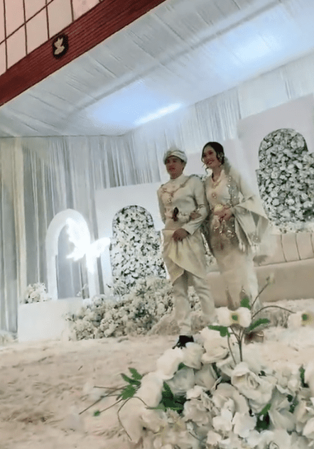 Chinese couple held Malay wedding Screenshot 2025-02-21 142329 (3)