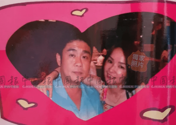 Chua Chenhe and his wife