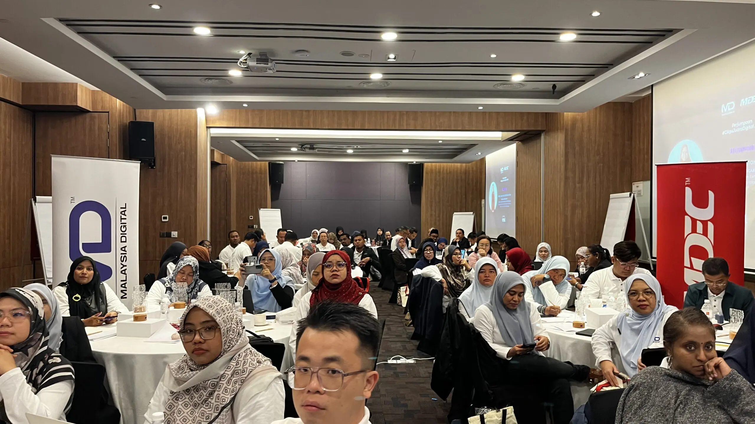 Cikgu Juara Digital Meet Up 1 at the Ibis Hotel