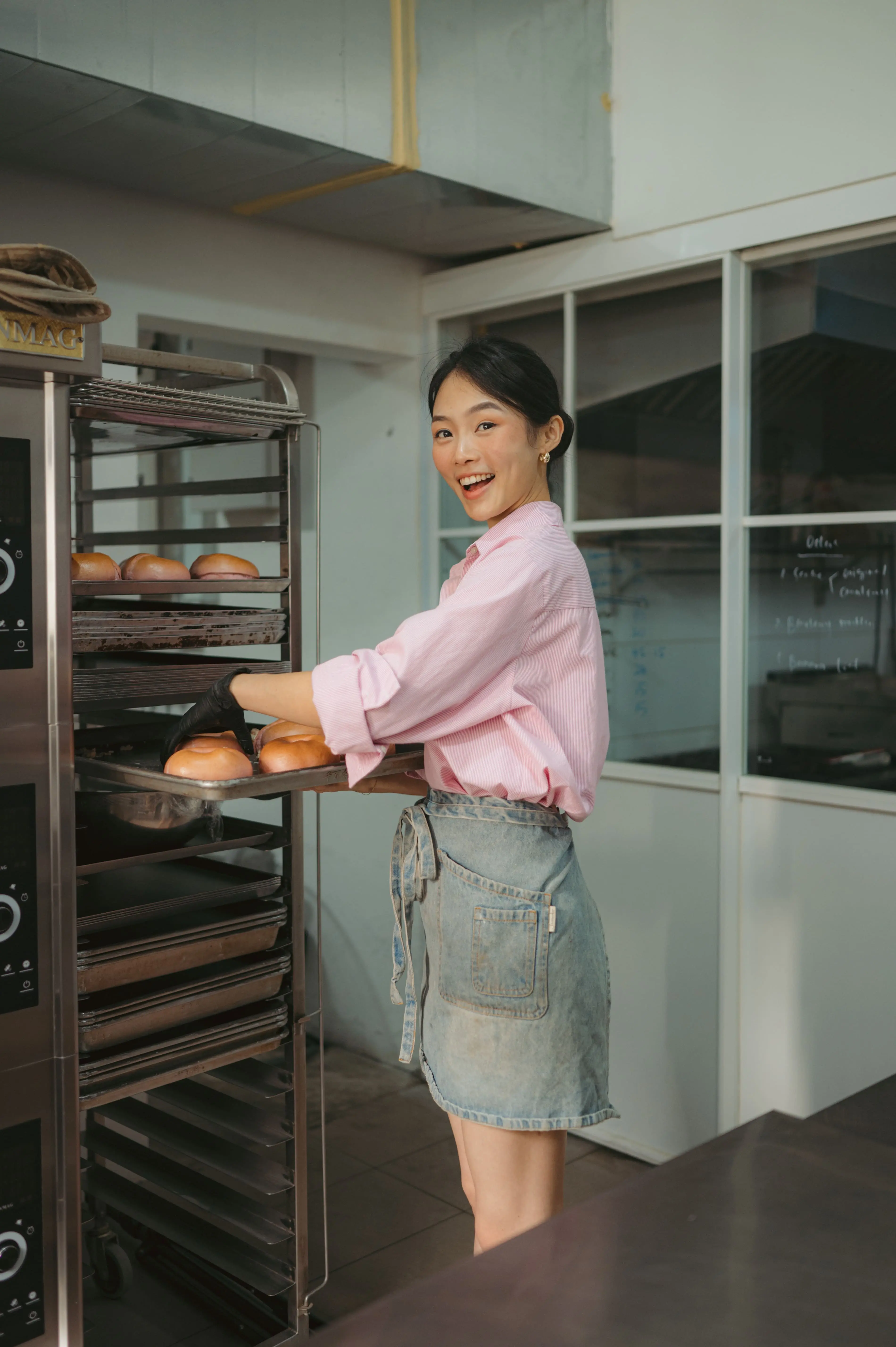 Claire baking bagels