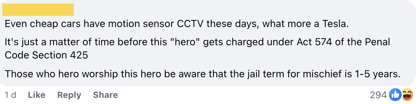 Comment01_'Park Properly Lah!' - Improper Parked Tesla Vandalised In KL