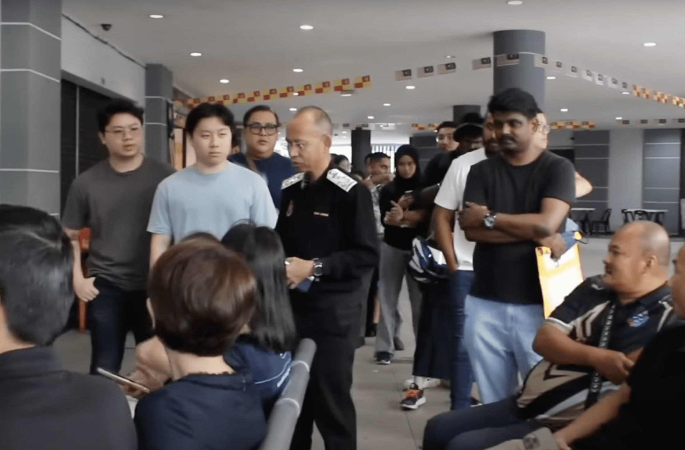 Datu Ken Leben meet with the rakyat