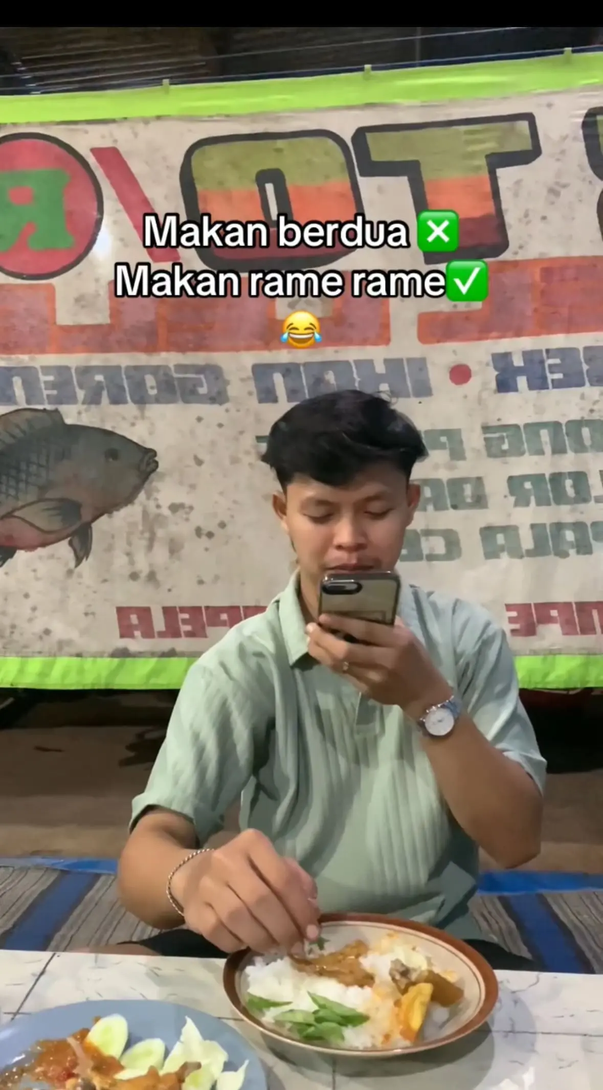 Dinner For Two? More Like Dinner For Eight As Six Chonky Cats Steal The Show