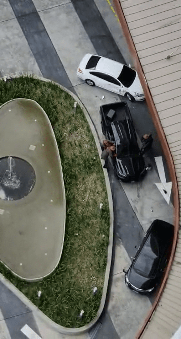 Money Changer Gets Robbed With Machete And Axe Near Johor Office Building