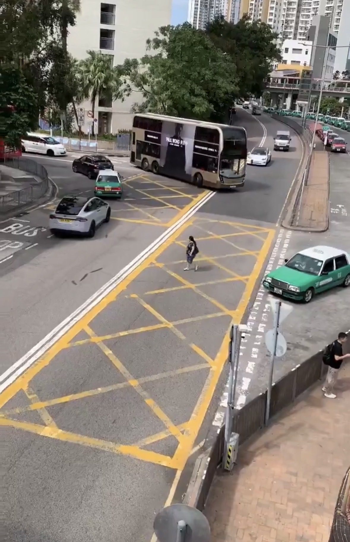 Elderly Woman In Hong Kong Fined RM1,063 For Jaywalking, Sparks Heated Debate