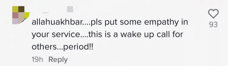 M'sian Woman Forced To Take Bedridden Mother To Bank With Ambulance After Staff Refuse To Come Over comment 2