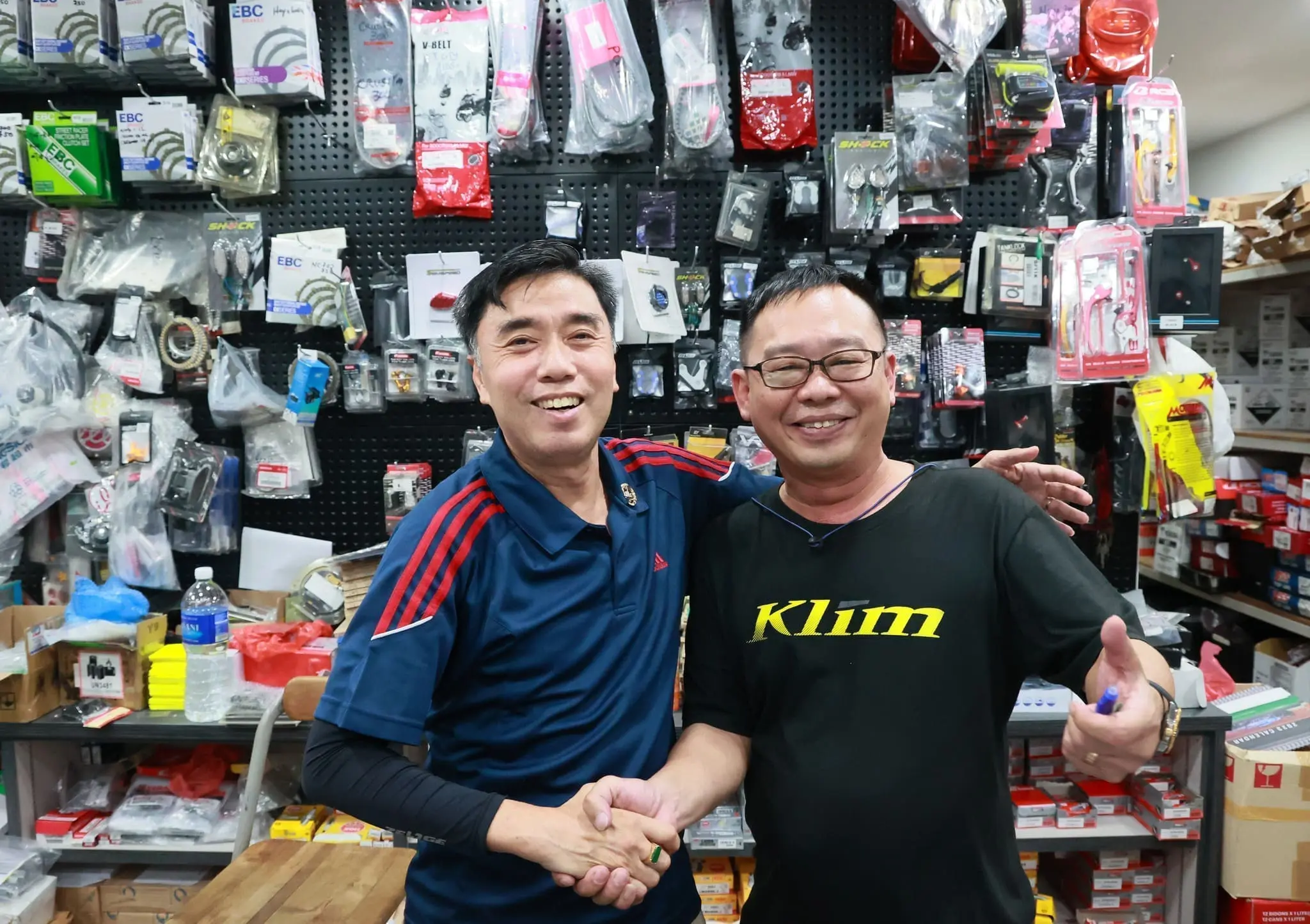 SG Bike Shop Owner Retires, Gives Out Company Shares Worth RM3.25M To Loyal Employee