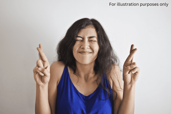 It's Now Haram To Wish For Good Luck By Crossing Fingers, Rules FT Mufti's Office