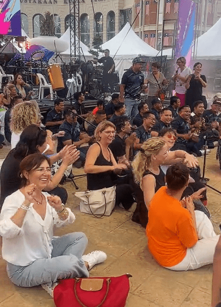 Foreigner vibing with music (2)