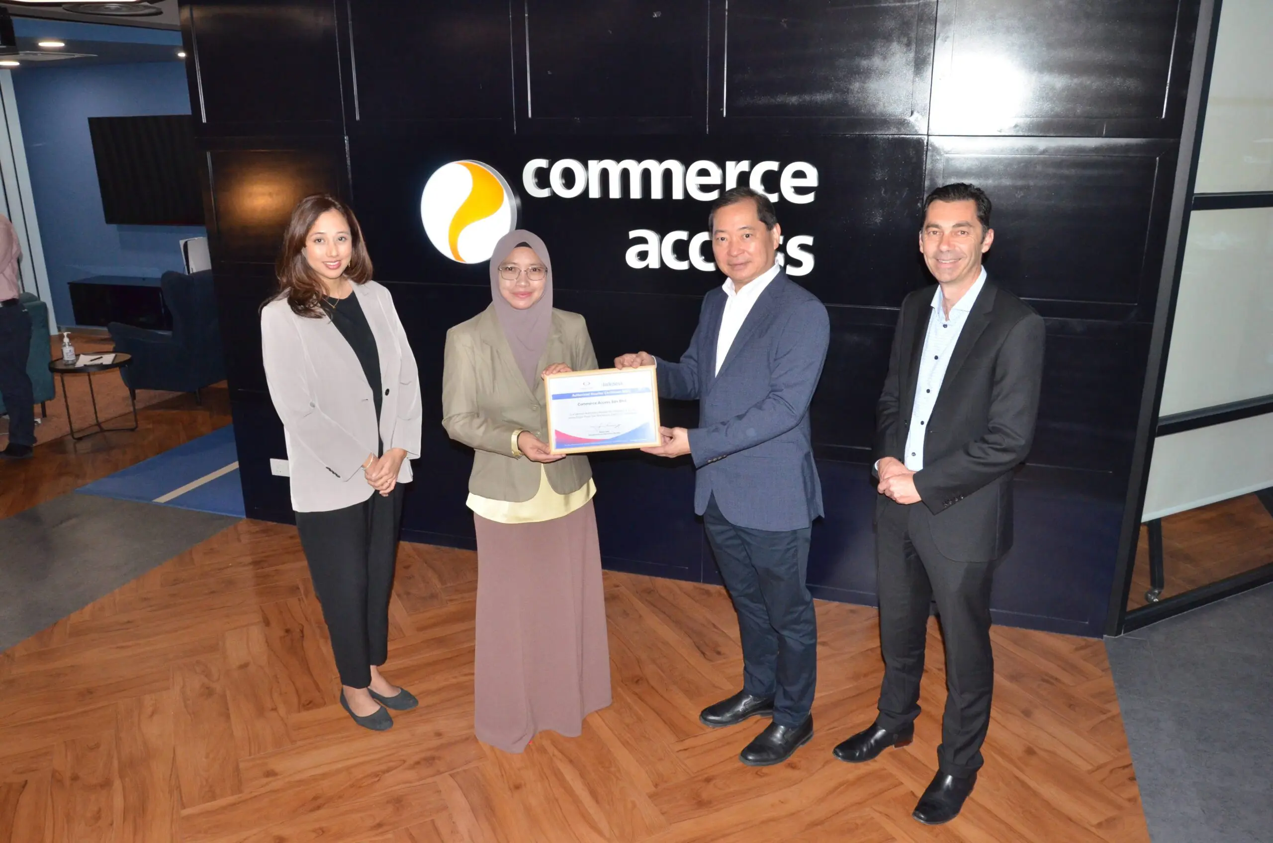 Commerce Access And Digital Paper Join Forces for Talkdesk