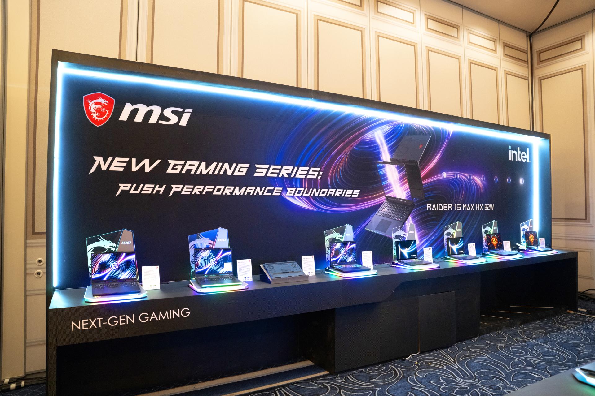 Gaming-wall_CES onsite