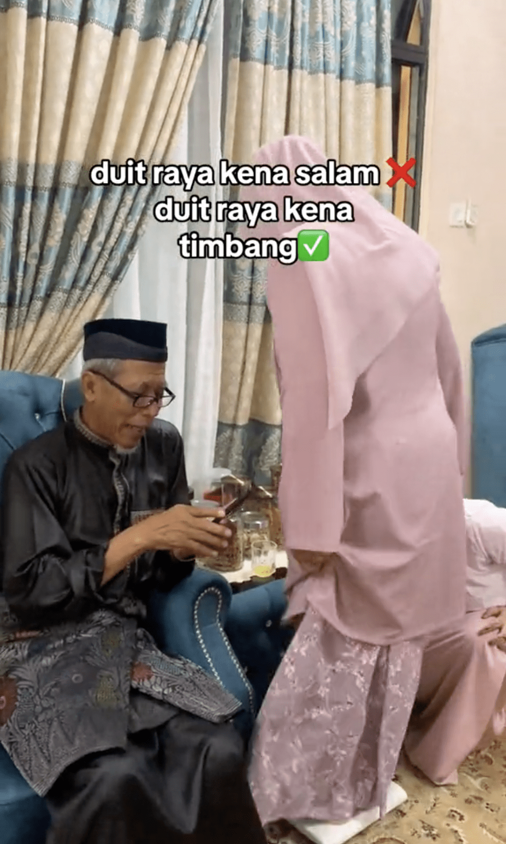 Grandpa comparing recorded weight on phone