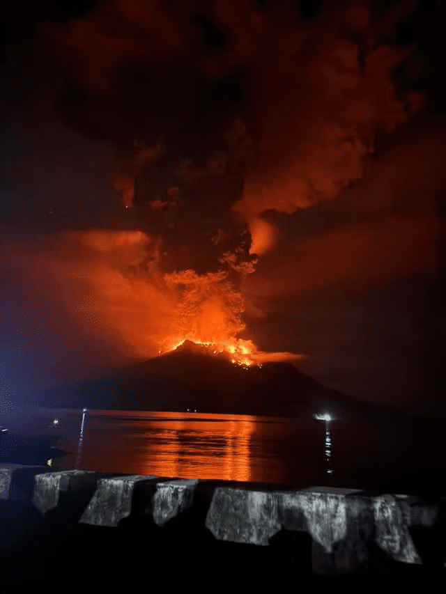 Gunung Ruang erupts