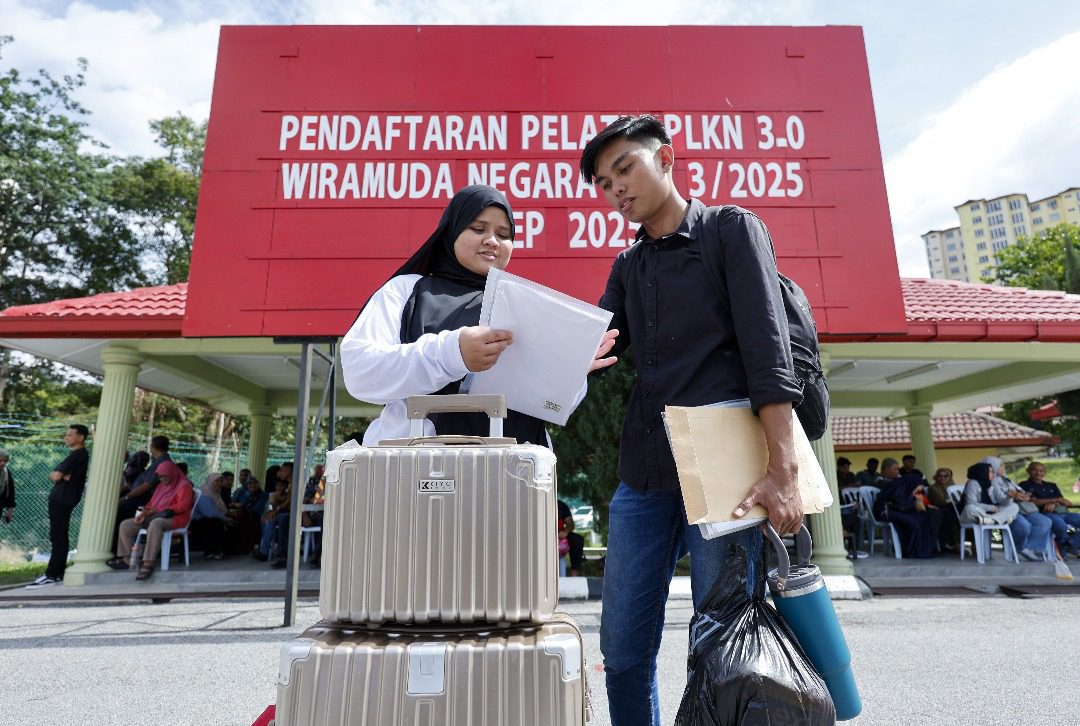 husband sending wife to plkn