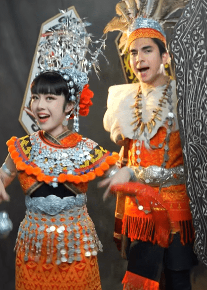 Syed Saddiq Wows Netizens By Dancing In Traditional Sabah And Sarawak Costumes With TikToker