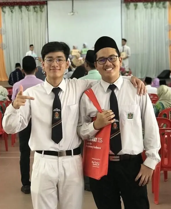 I’m A 24yo CEO Who Faced Rejection & Spent RM100K To Build A Halal Souvenir Brand In Japan So Muslims Can Finally Bring Something Home