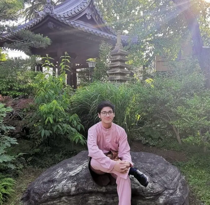 I’m A 24yo CEO Who Faced Rejection & Spent RM100K To Build A Halal Souvenir Brand In Japan So Muslims Can Finally Bring Something Home