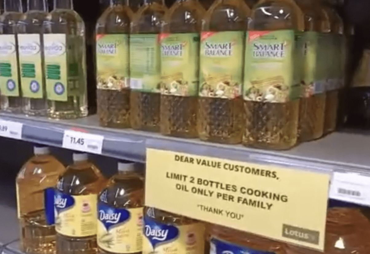 Netizens slammed Lotus's announcement on having sufficient supply of cooking oil