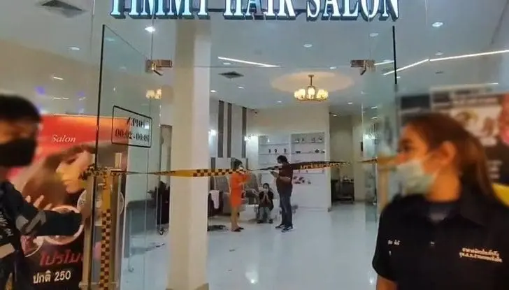 Hair salon in Pathum Thani