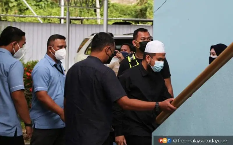 Ebit Lew goes to court