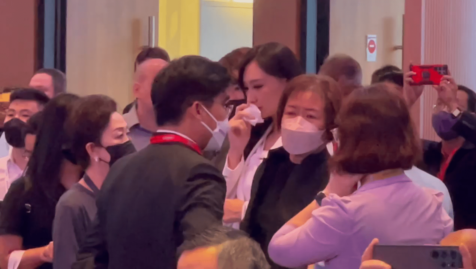 Miss Taiwan Allegedly Banned From Waving Taiwan Flag During Global Tech Event In Penang