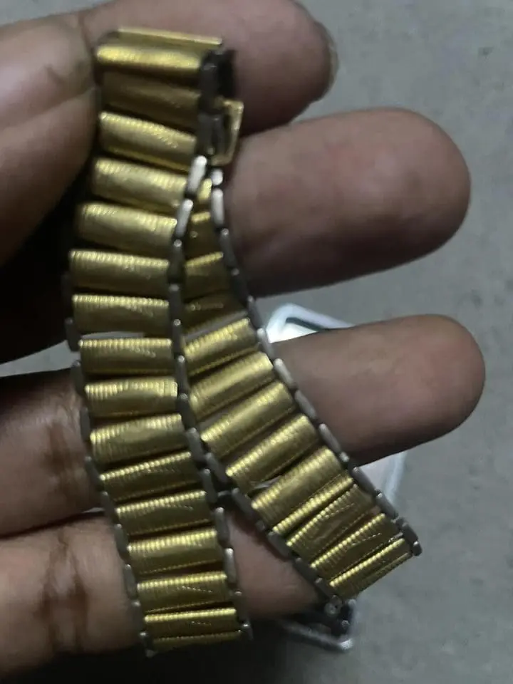 M'sian Man Discovers RM10 Solid Gold Watch At Pasar Malam