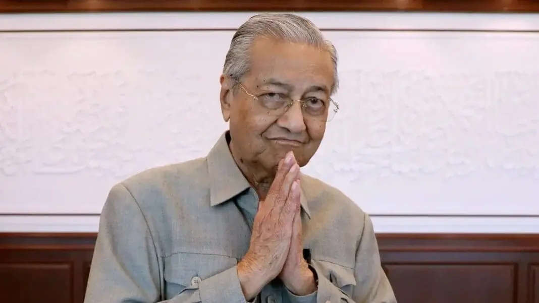 5 Statements From Mahathir That Made M'sians Go "Huh?"