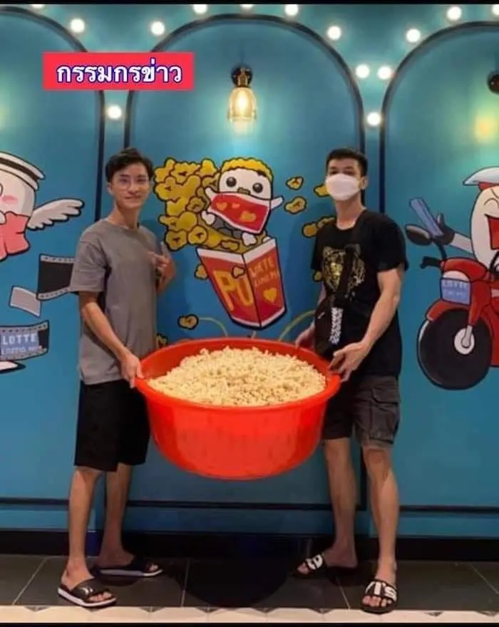 Moviegoers Show Up With Giant Bags & Buckets After Vietnam Cinema Chain Offers Free Popcorn