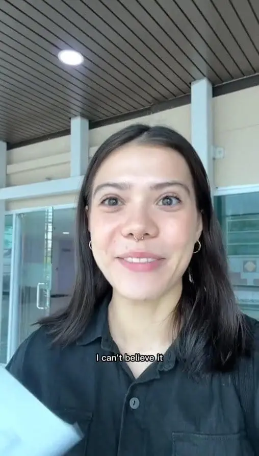 "You cut yourself lah" - Influencer Maddy Told To Trim Eyelash Extensions to Renew Malaysian Passport