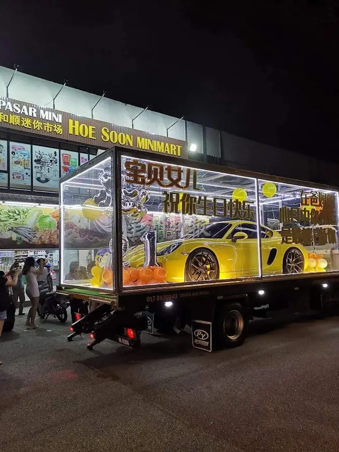 M'sian Parents Gift Daughter With RM555K Porsche Cayman For Her Birthday