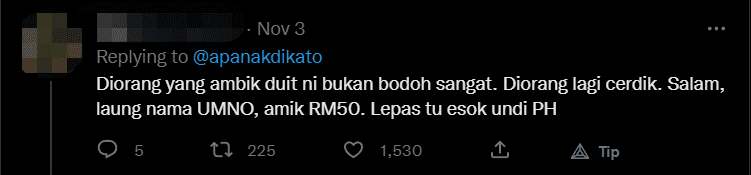 M'sian Teens Line Up To Get RM50 From BN Officer, Netizens Divided